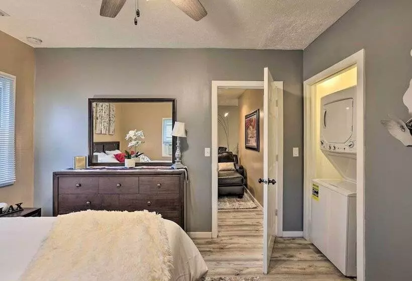 Council Bluffs Cottage: Proximity To Parks!