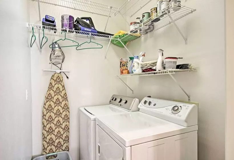 Country Club Home W/ Pool & Spa, 2 Mi To Coachella