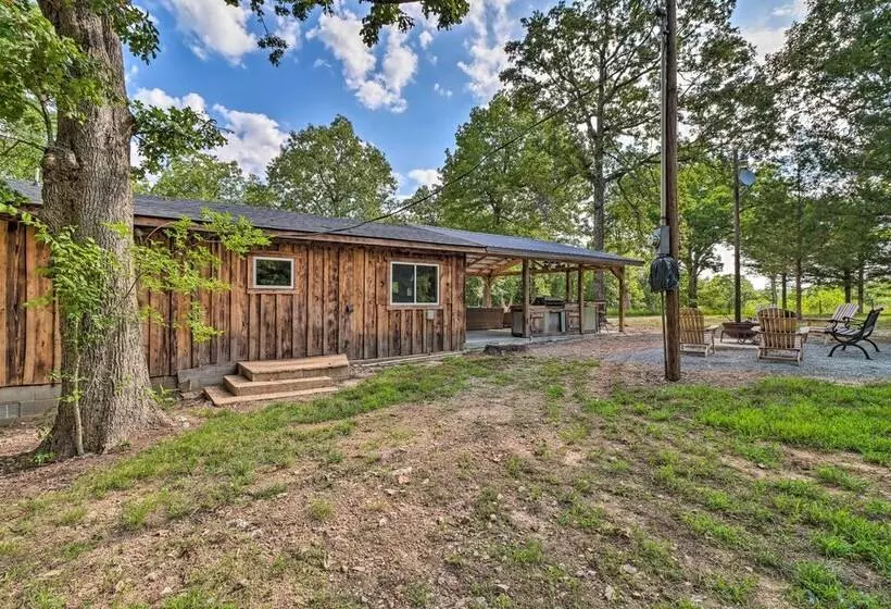 Cozy Cabin W/ Backyard Oasis: 11 Mi To Marina