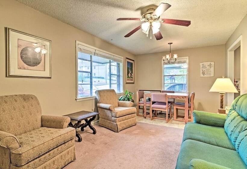 Cozy Home W/ Grill: Walkable Oxford Location