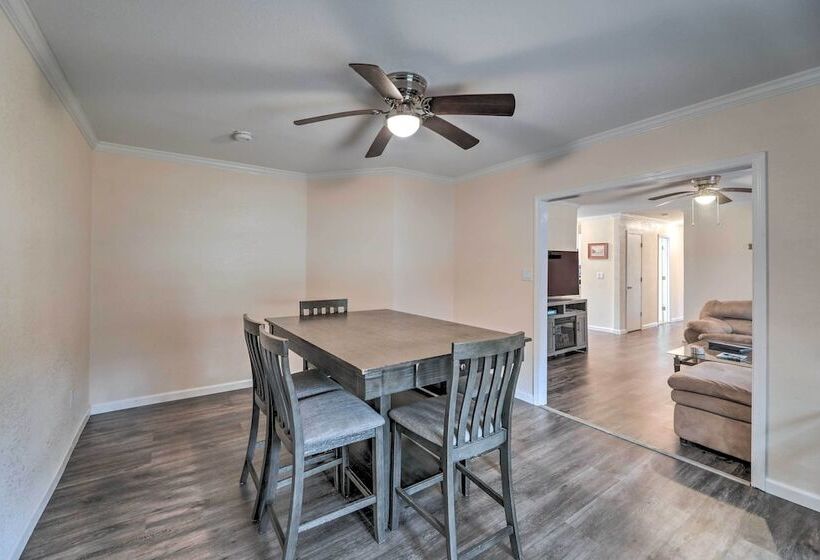 Dog Friendly House W/ Yard: Near Boat Launch!