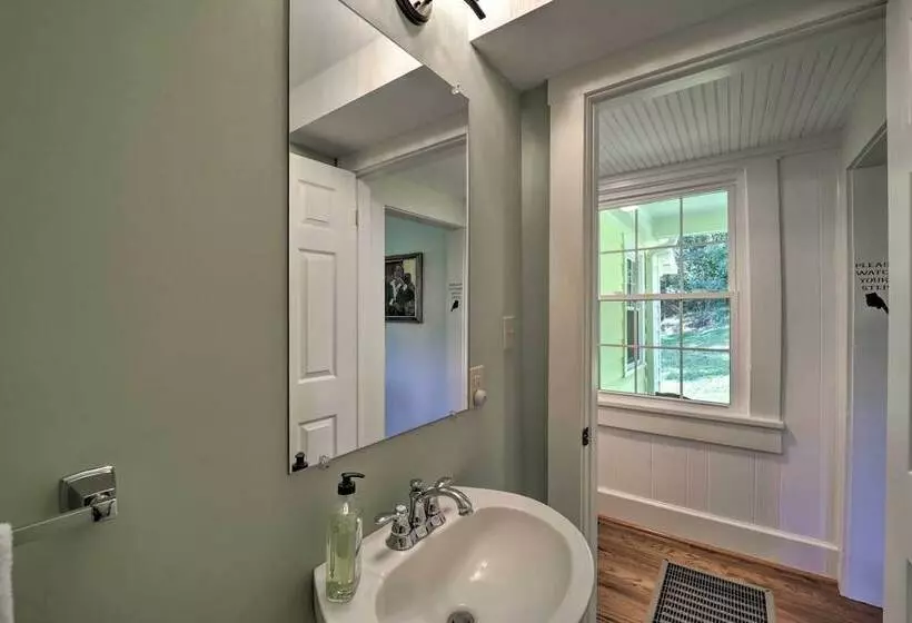 Family Friendly Retreat: Enjoy Year Round Fun