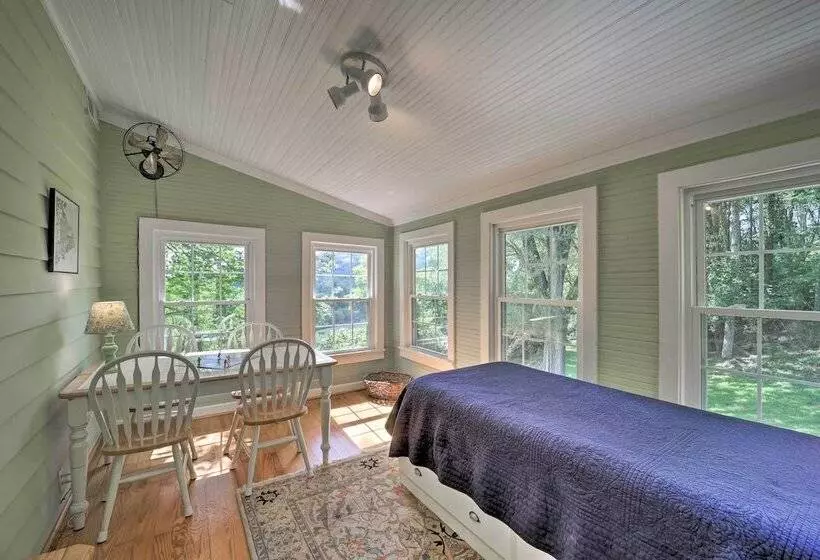 Family Friendly Retreat: Enjoy Year Round Fun