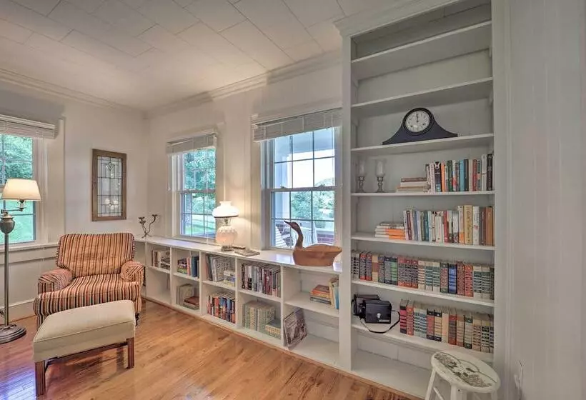 Family Friendly Retreat: Enjoy Year Round Fun