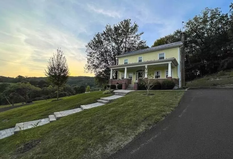 Family Friendly Retreat: Enjoy Year Round Fun