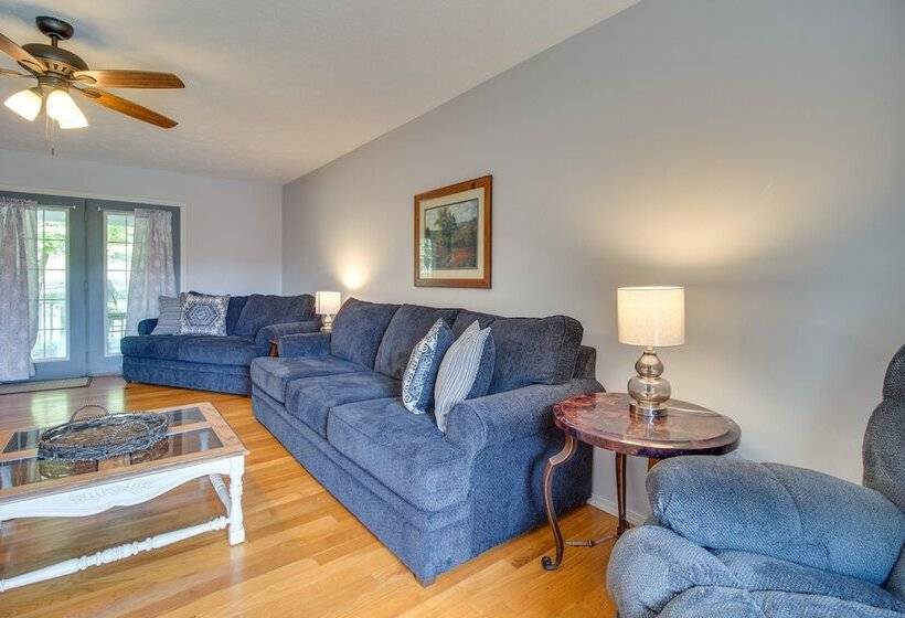 Spacious White Rivers Jewel: Fishing Haven!