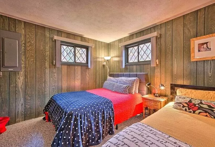 North Creek Chalet W/ Fire Pit Near Gore Mountain!