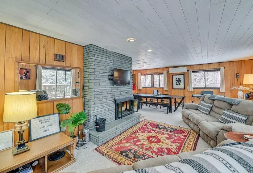 North Creek Chalet W/ Fire Pit Near Gore Mountain!