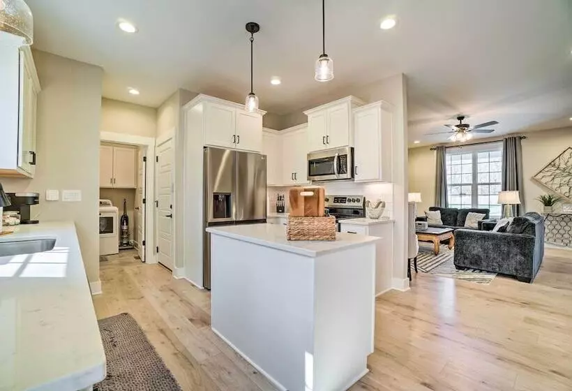 Goodlettsville Home ~ 4 Miles To Raceway!