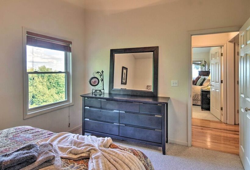 High Gravity  Banner Elk Custom Chalet W/ Views!