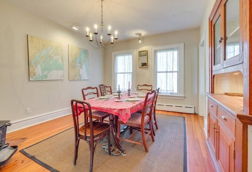 Historic Casco Bay Home On Great Diamond Island