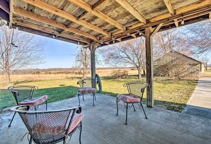 Historic Farmhouse On 7 Acres W/ Stellar View!