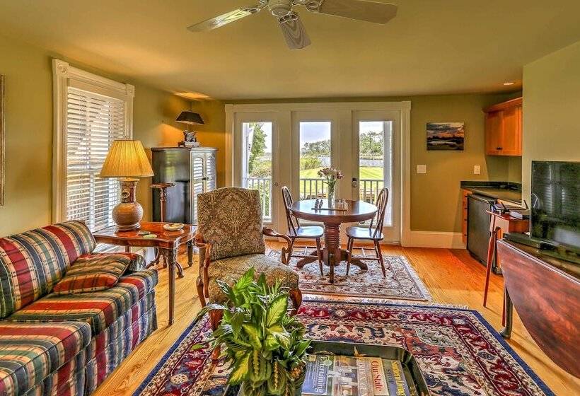 Historic Manteo House On Roanoke Sound W/ Dock!