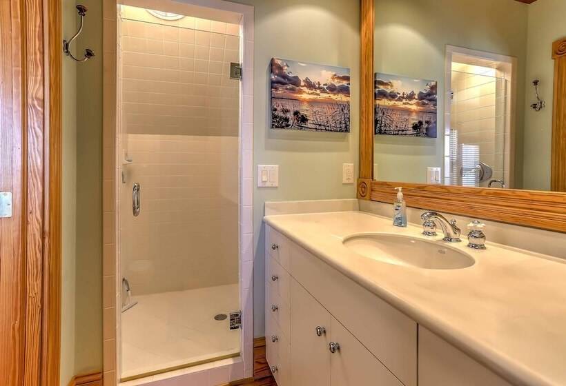 Historic Manteo House On Roanoke Sound W/ Dock!