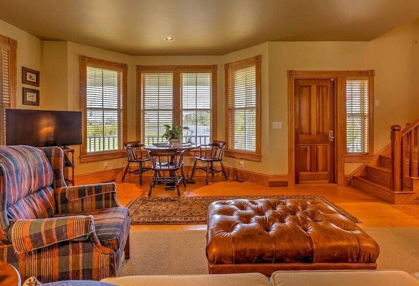 Historic Manteo House On Roanoke Sound W/ Dock!