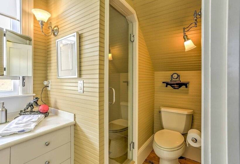 Historic Manteo House On Roanoke Sound W/ Dock!