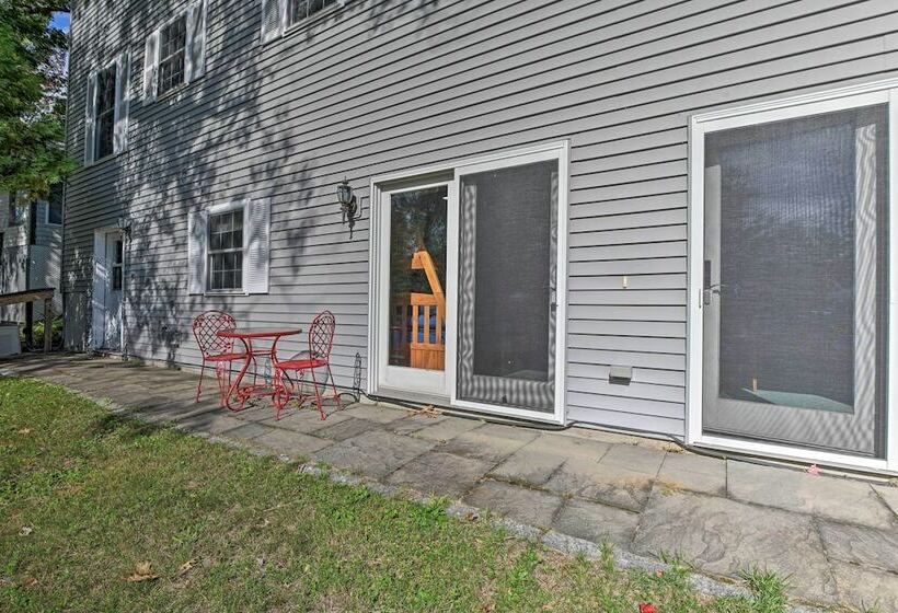 Inviting Lakefront Home: Seasonal Boat Dock!