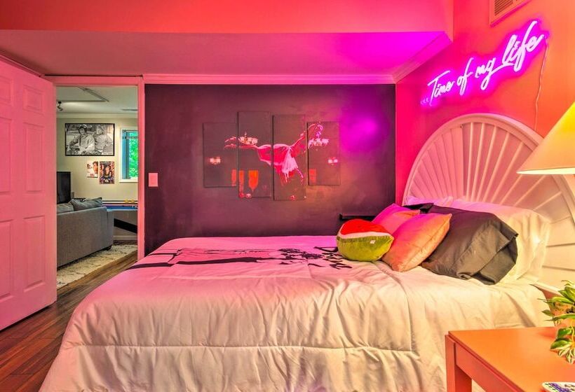 Game Room & Mountain Views: Lake Lure Retreat!