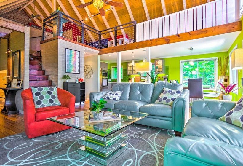 Game Room & Mountain Views: Lake Lure Retreat!