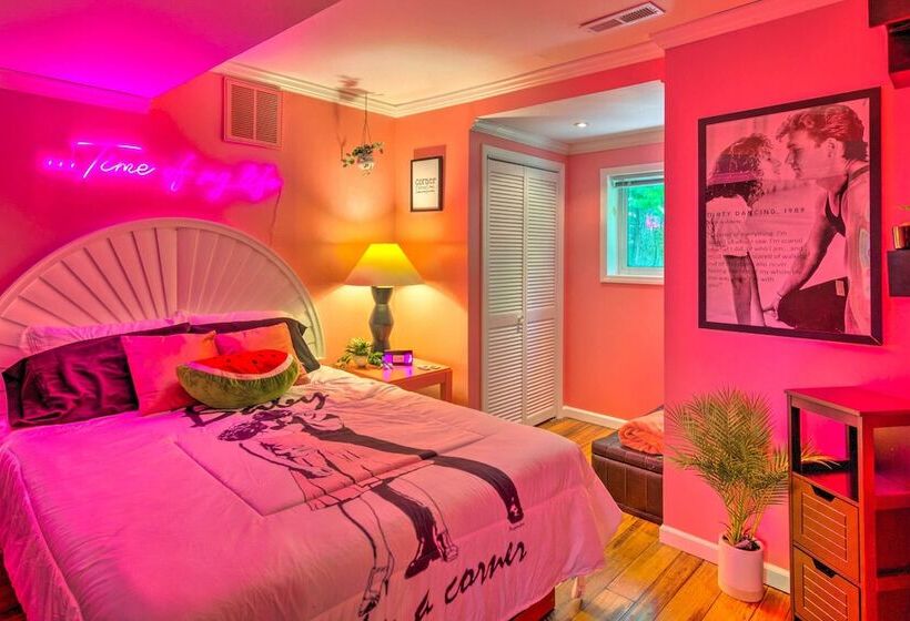 Game Room & Mountain Views: Lake Lure Retreat!