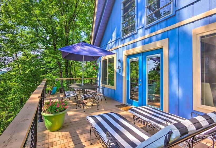 Game Room & Mountain Views: Lake Lure Retreat!