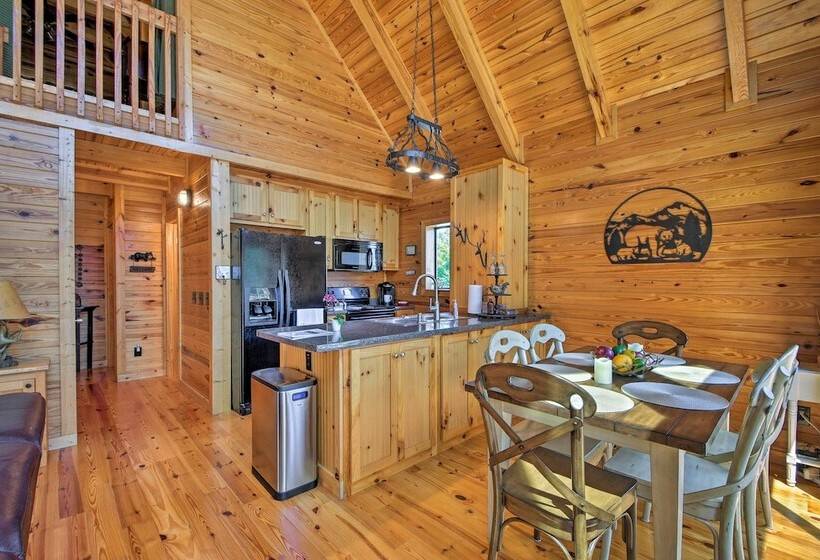 Lakefront Keowee Home W/ Dock ~ 14 Mi To Clemson