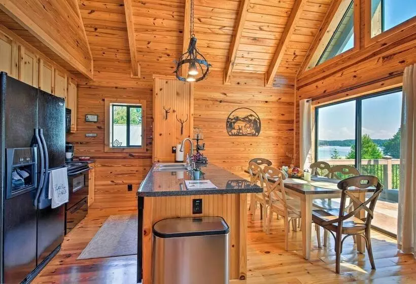 Lakefront Keowee Home W/ Dock ~ 14 Mi To Clemson