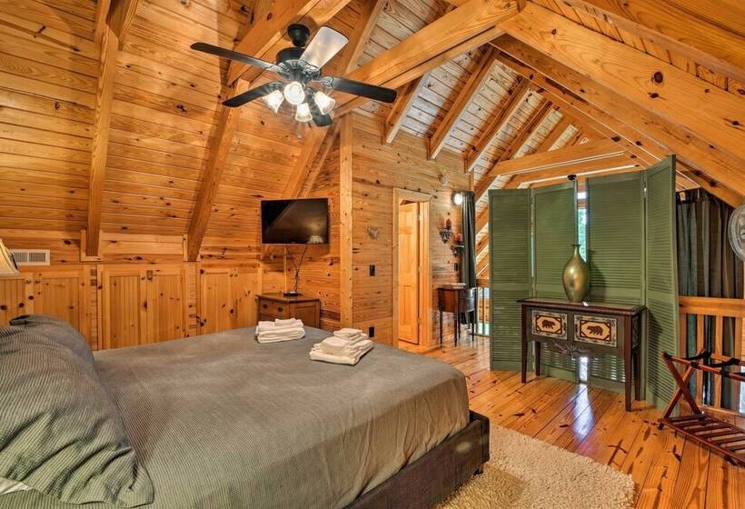 Lakefront Keowee Home W/ Dock ~ 14 Mi To Clemson