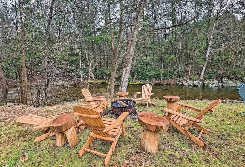 Luxe Cresco Lodge On Creek W/ Movie Theater & Deck