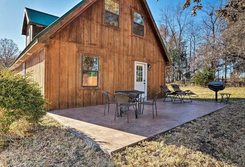 Luxury Cabin W/ Pond, Working Ranch Near Nevada