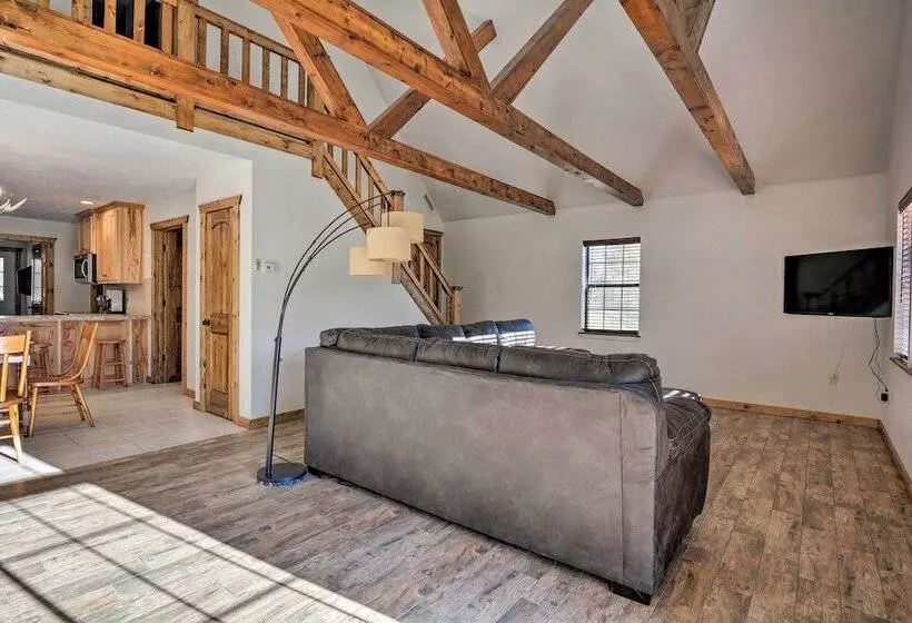 Luxury Cabin W/ Pond, Working Ranch Near Nevada