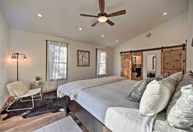 Luxury Home W/ Deck: Explore The Catskill Mtns!