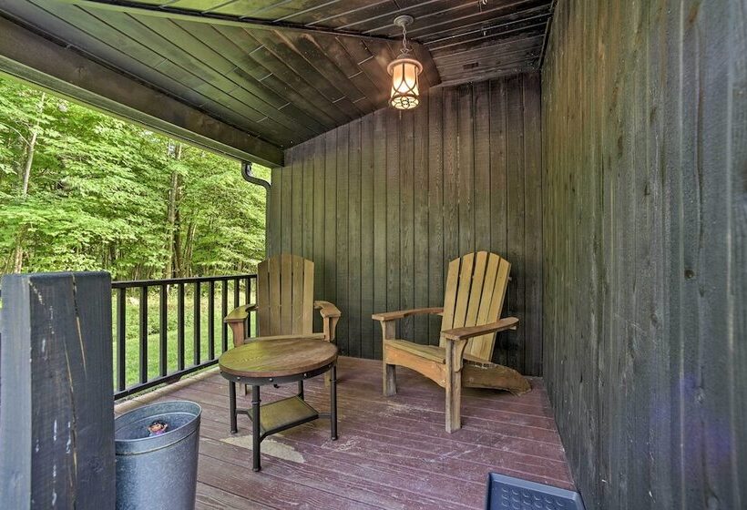 Luxury Home W/ Deck: Explore The Catskill Mtns!