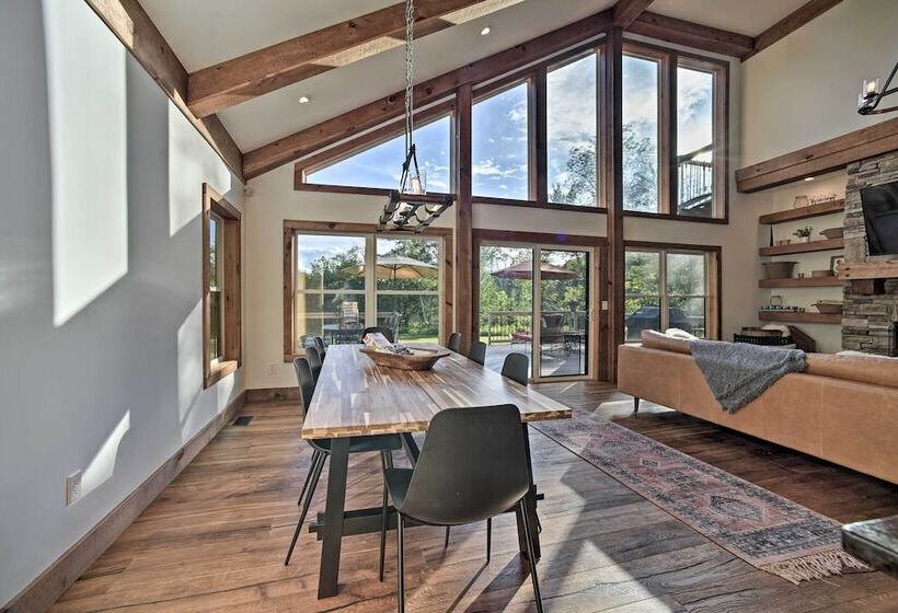 Luxury Home W/ Deck: Explore The Catskill Mtns!