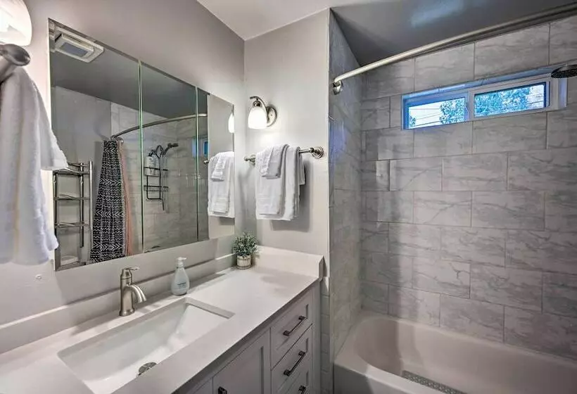 Modern Redmond Home With 2 Fireplaces & Yard!