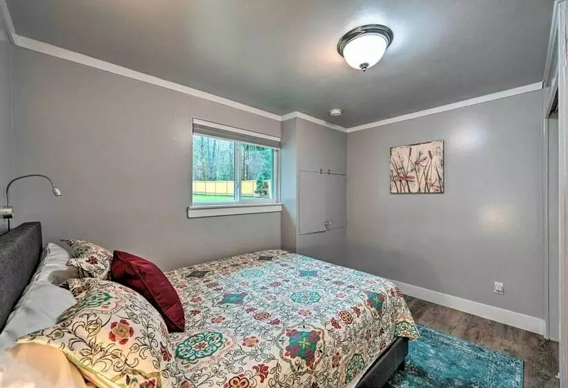 Modern Redmond Home With 2 Fireplaces & Yard!