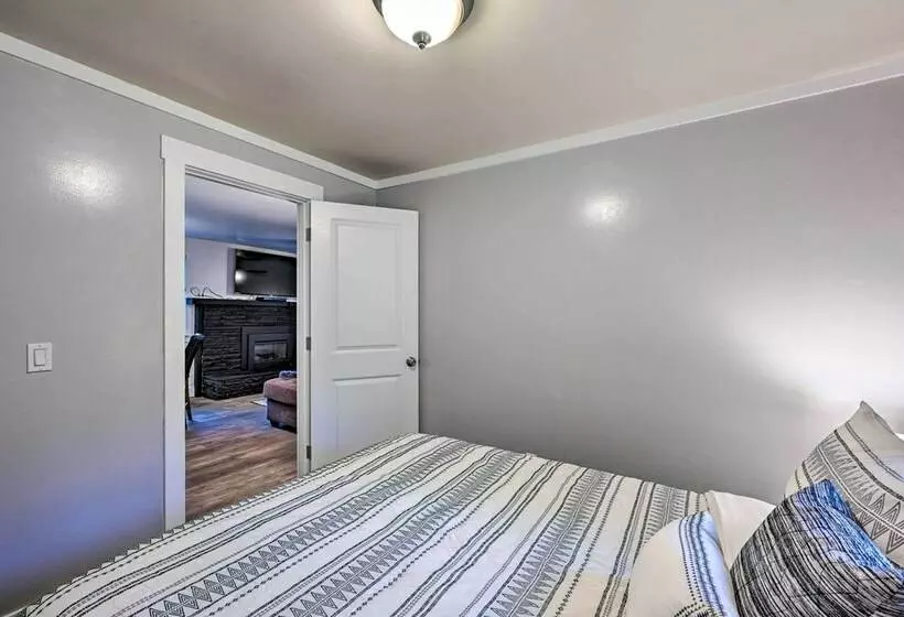 Modern Redmond Home With 2 Fireplaces & Yard!