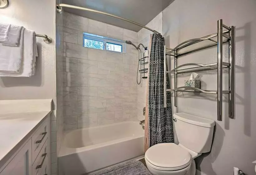 Modern Redmond Home With 2 Fireplaces & Yard!