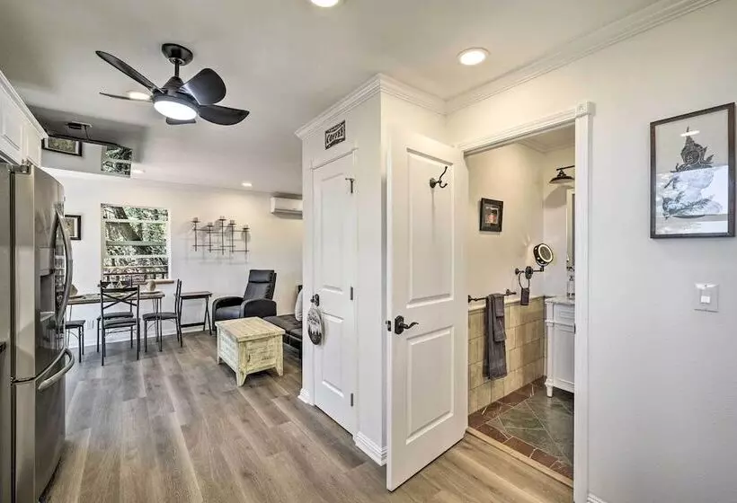 Mountain Homestead: Swim, Hike, & Camp On Site!