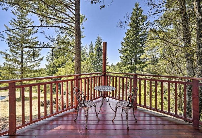 Mountain Homestead: Swim, Hike, & Camp On Site!