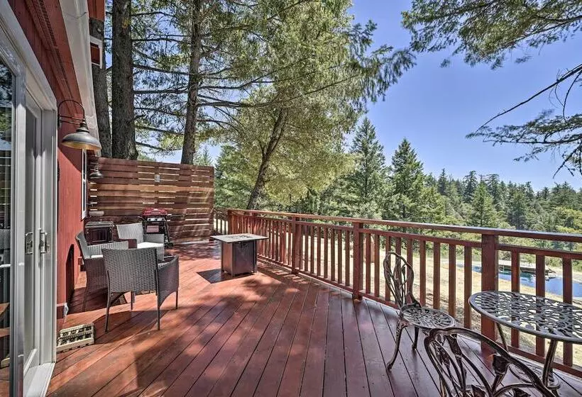 Mountain Homestead: Swim, Hike, & Camp On Site!