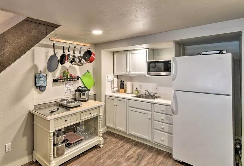 Peaceful Lake San Cristobal Cabin: Canoes Provided