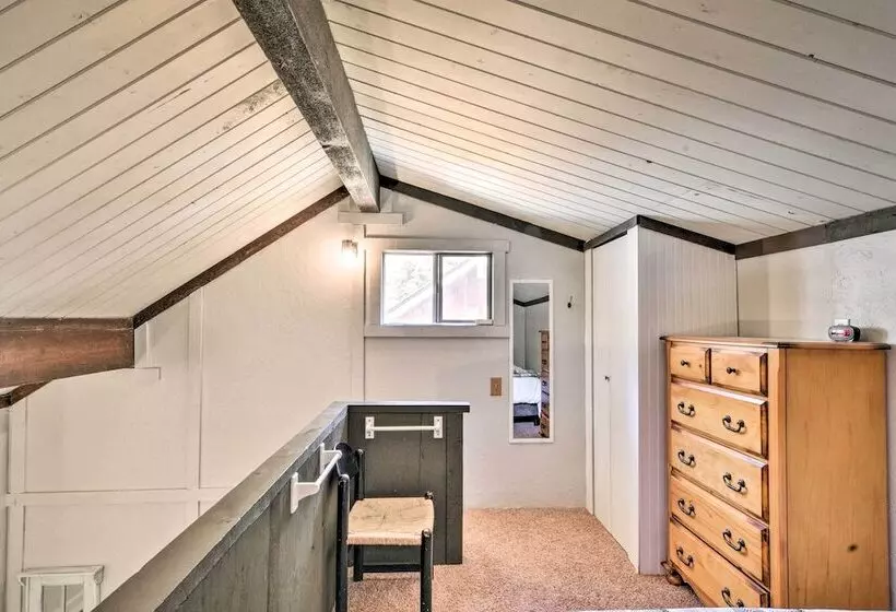 Peaceful Lake San Cristobal Cabin: Canoes Provided