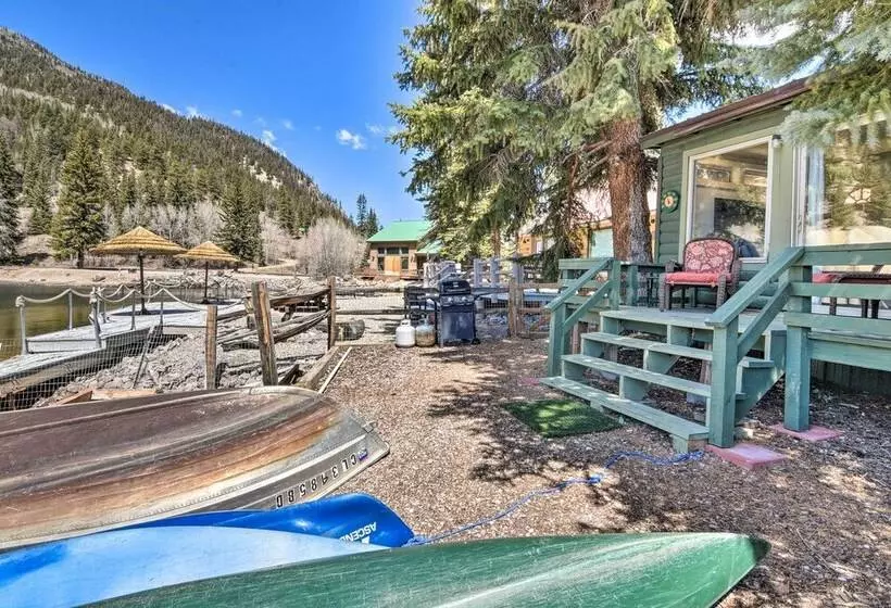 Peaceful Lake San Cristobal Cabin: Canoes Provided