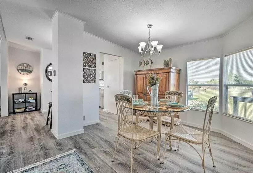 Pet Friendly Home: 10 Mi To Lake Okeechobee!