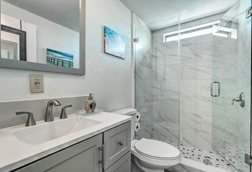 Pet Friendly Home: 10 Mi To Lake Okeechobee!