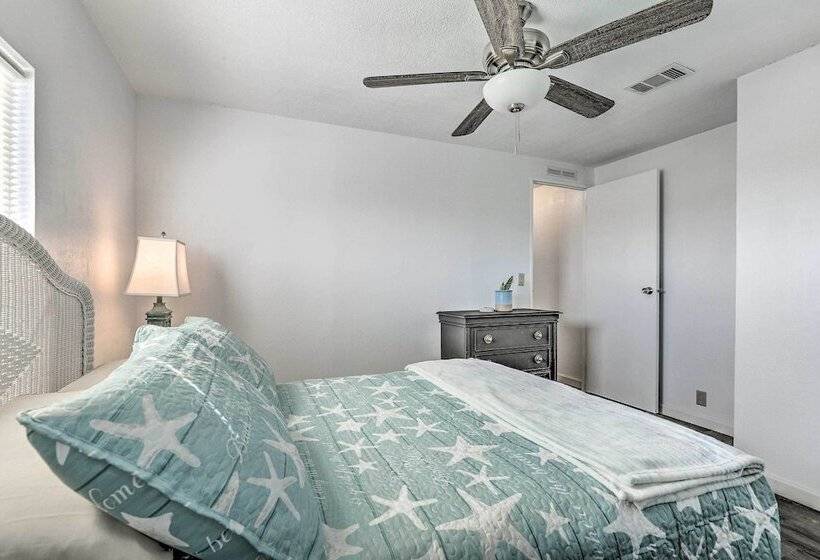 Pet Friendly Home: 10 Mi To Lake Okeechobee!