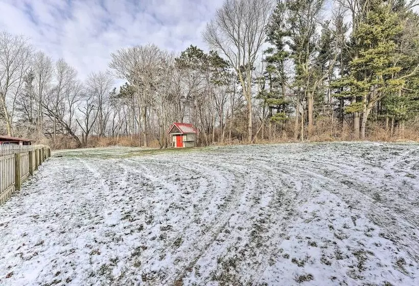 Primitive Goshen Pine Lodge With Fireplace!