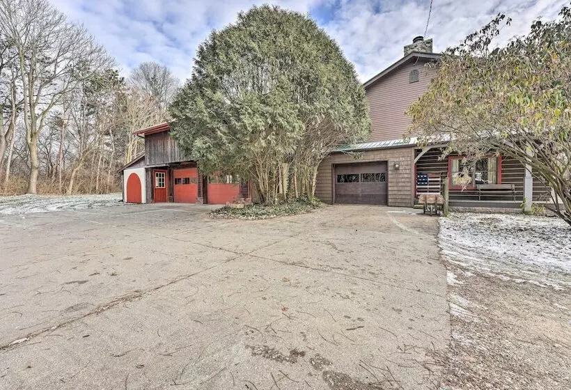 Primitive Goshen Pine Lodge With Fireplace!