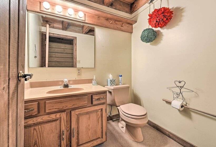 Primitive Goshen Pine Lodge With Fireplace!